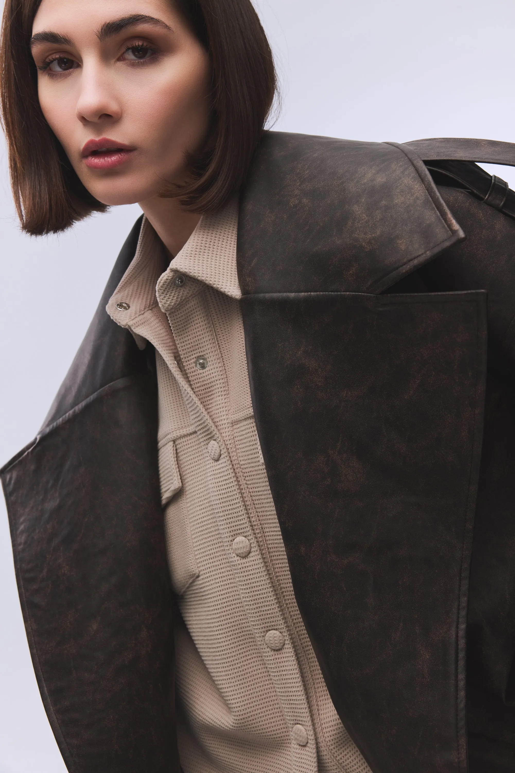 DARK BROWN DISTRESSED VEGAN LEATHER SHOULDER DETAILED JACKET