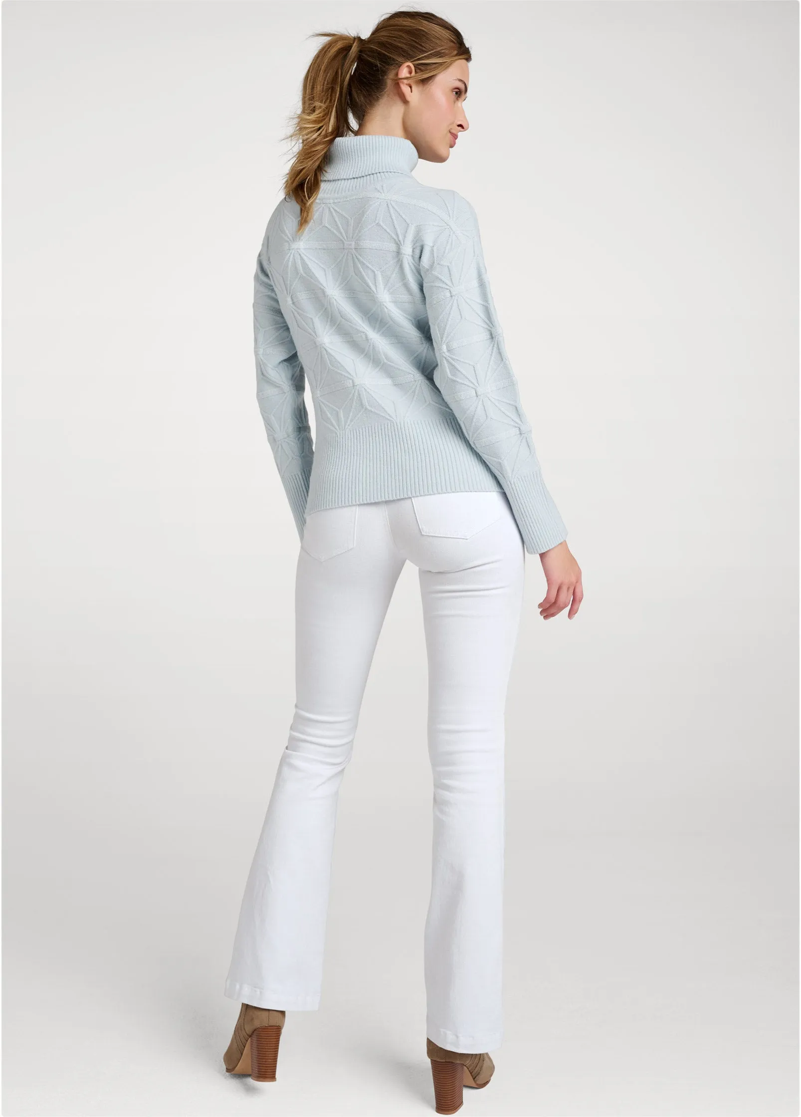 Diamond Cable Turtle Neck Sweater - Light Blue