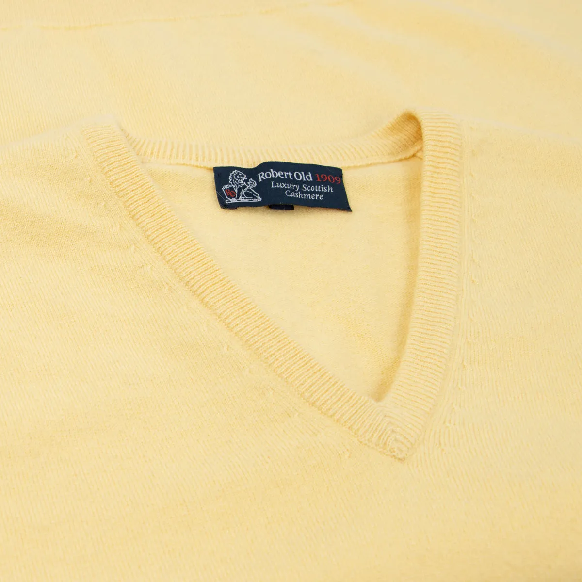 Lemon Frost Blenheim Cashmere Sleeveless V-Neck Sweater