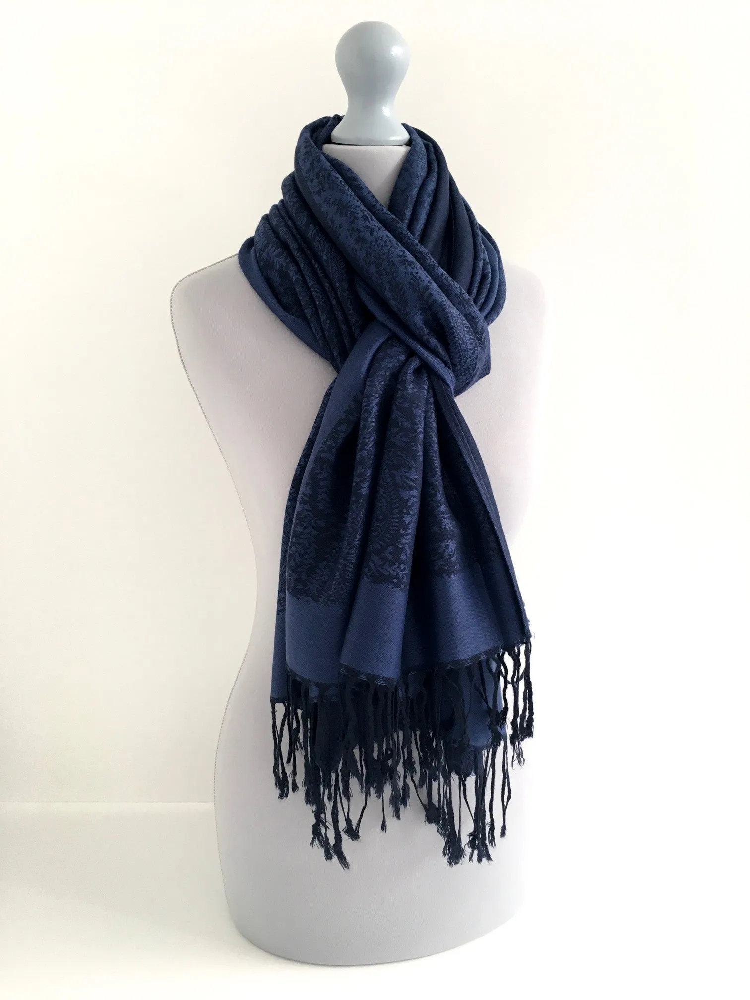 NAVY BLUE PAISLEY PRINT REVERSIBLE PASHMINA SHAWL SCARF