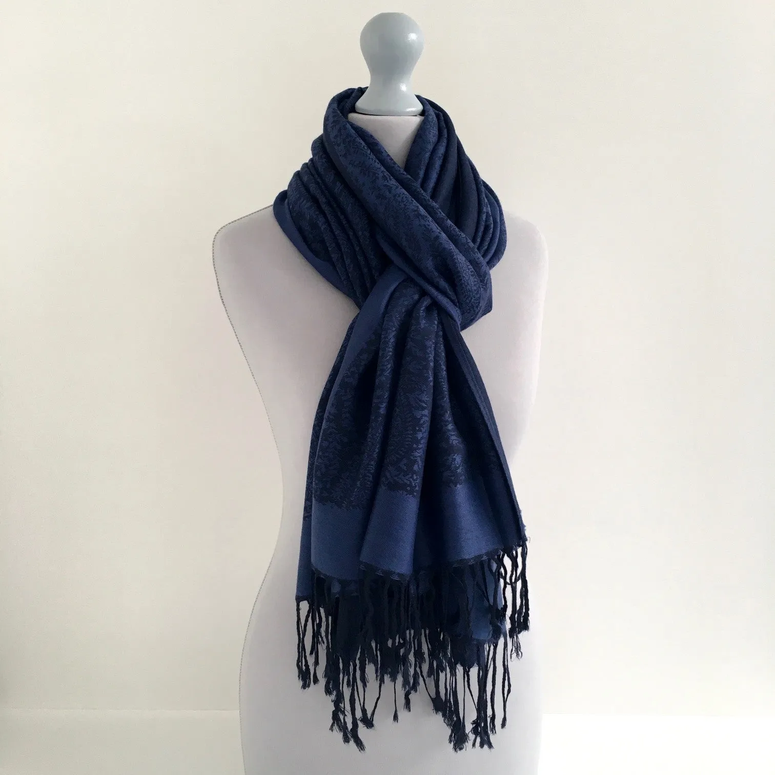 NAVY BLUE PAISLEY PRINT REVERSIBLE PASHMINA SHAWL SCARF