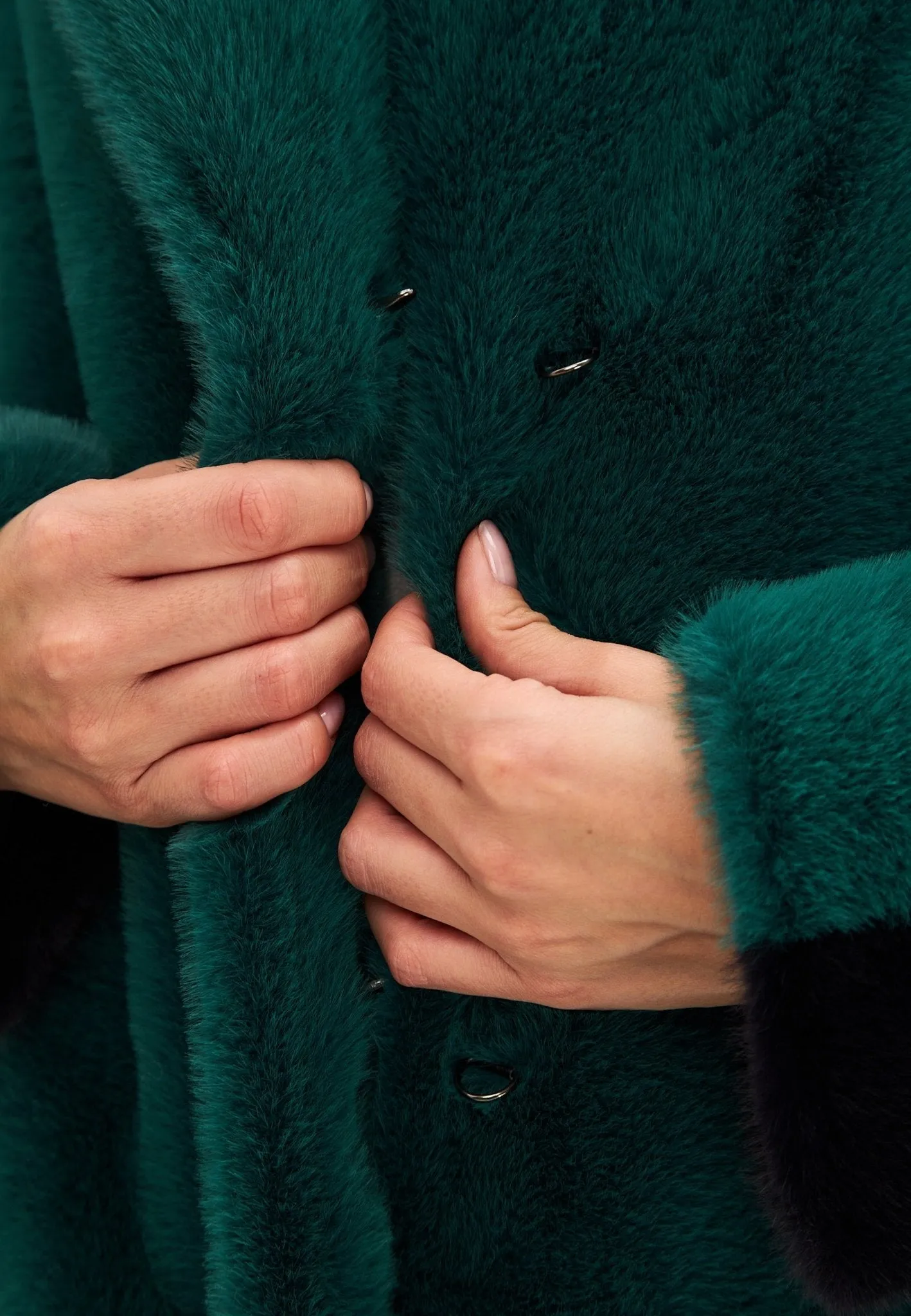 Two Tone Faux Fur Long Winter Coat - Green