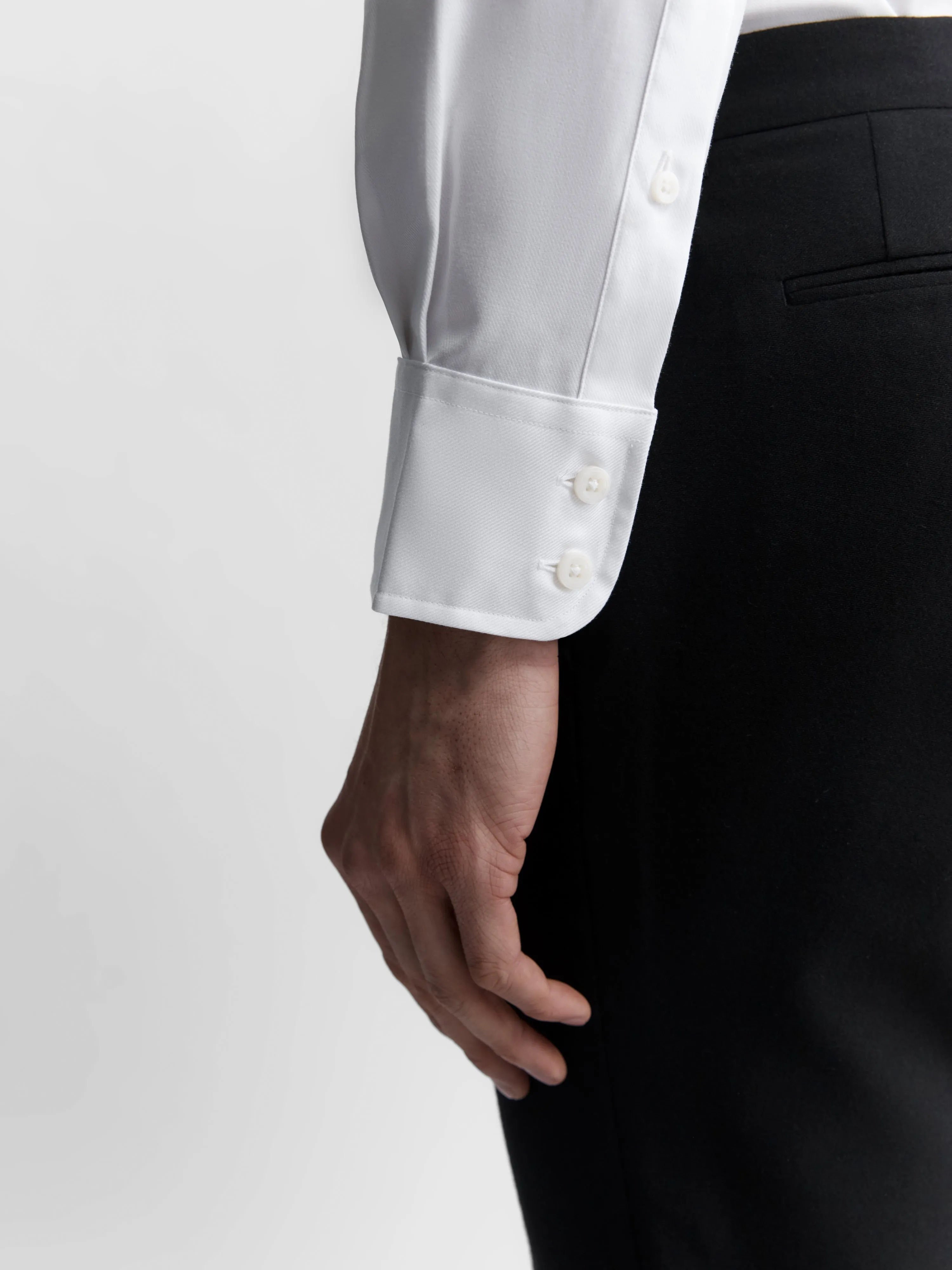 White Fine Twill Fitted Single Cuff Cutaway Collar Shirt