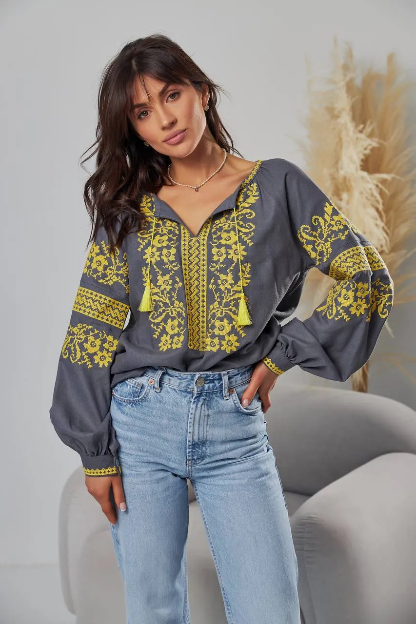 Women's embroidered shirt Banderivka